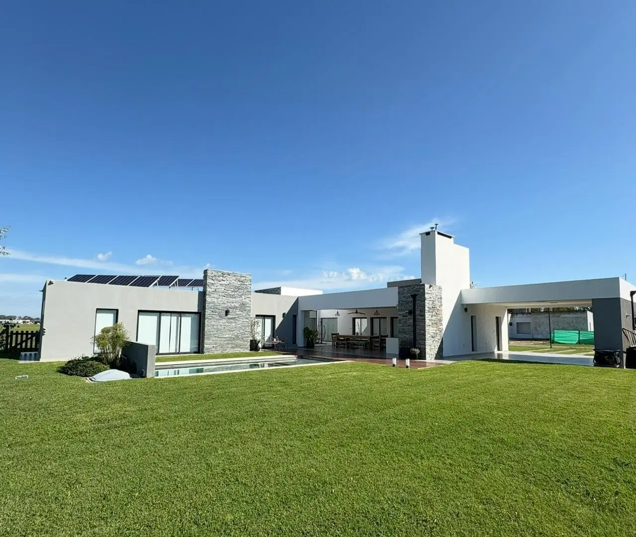 Venta, casa  en Tres Pinos Villa de Campo! 4