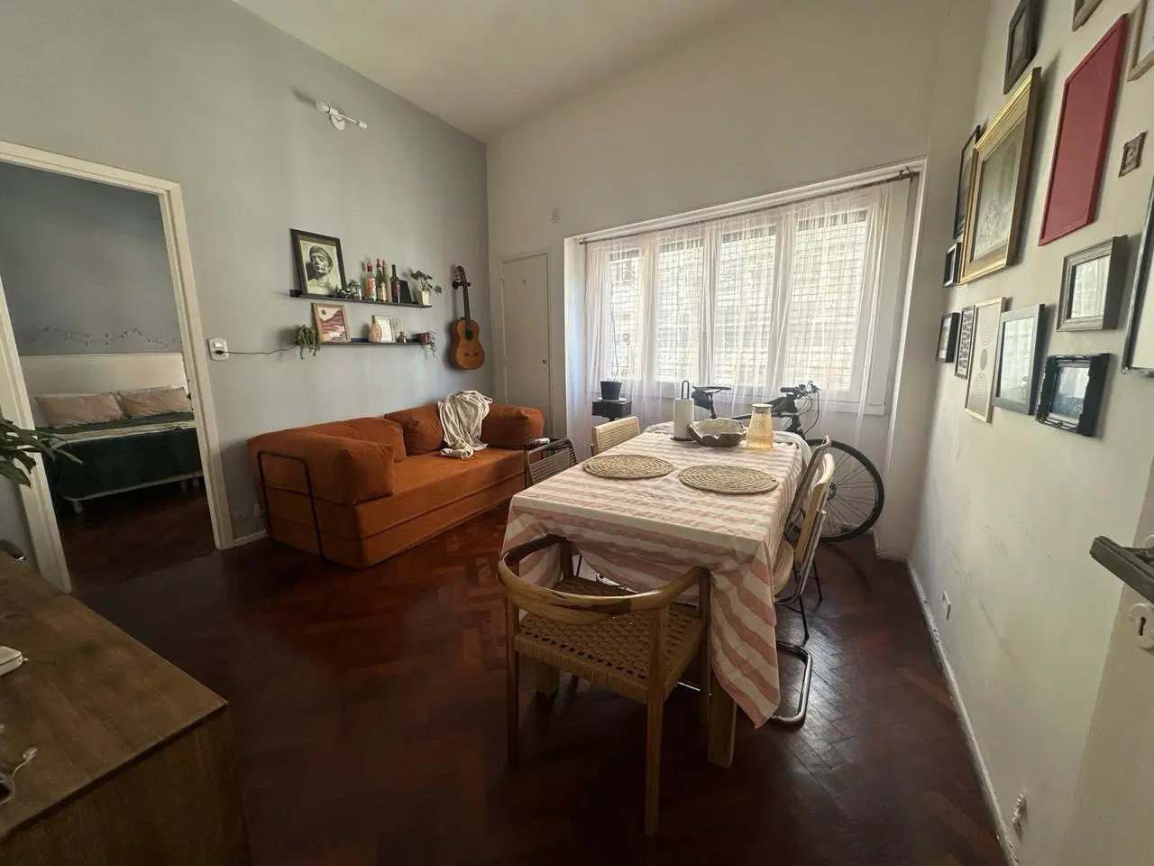 Departamento en venta, 2 ambientes a la calle, balcón. Recoleta 2