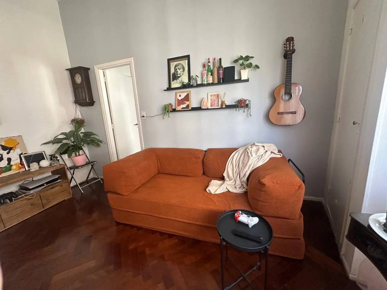 Departamento en venta, 2 ambientes a la calle, balcón. Recoleta 3
