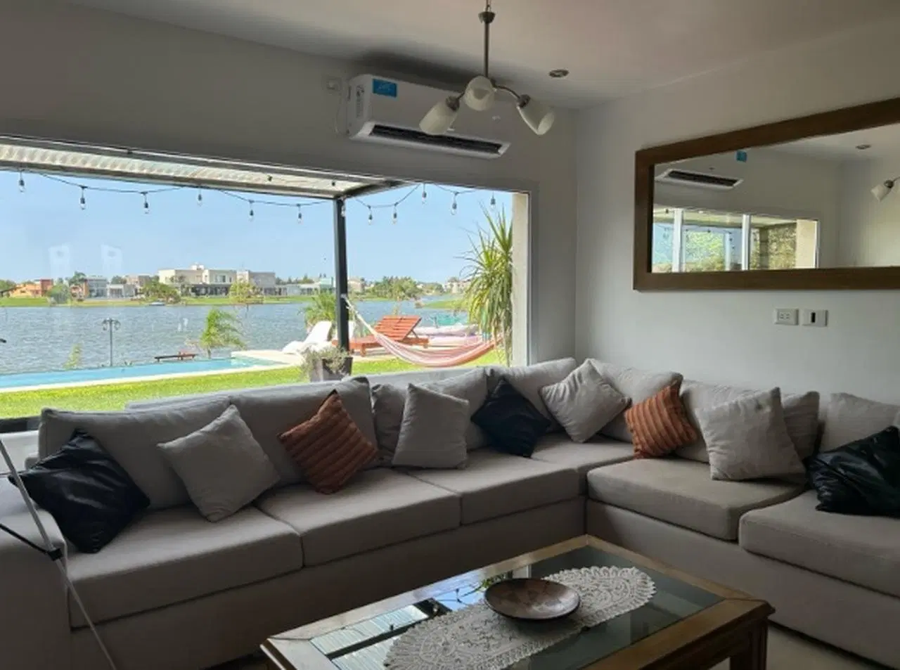 Venta Casa 5 ambientes a la laguna, San Sebastián, área 10 3