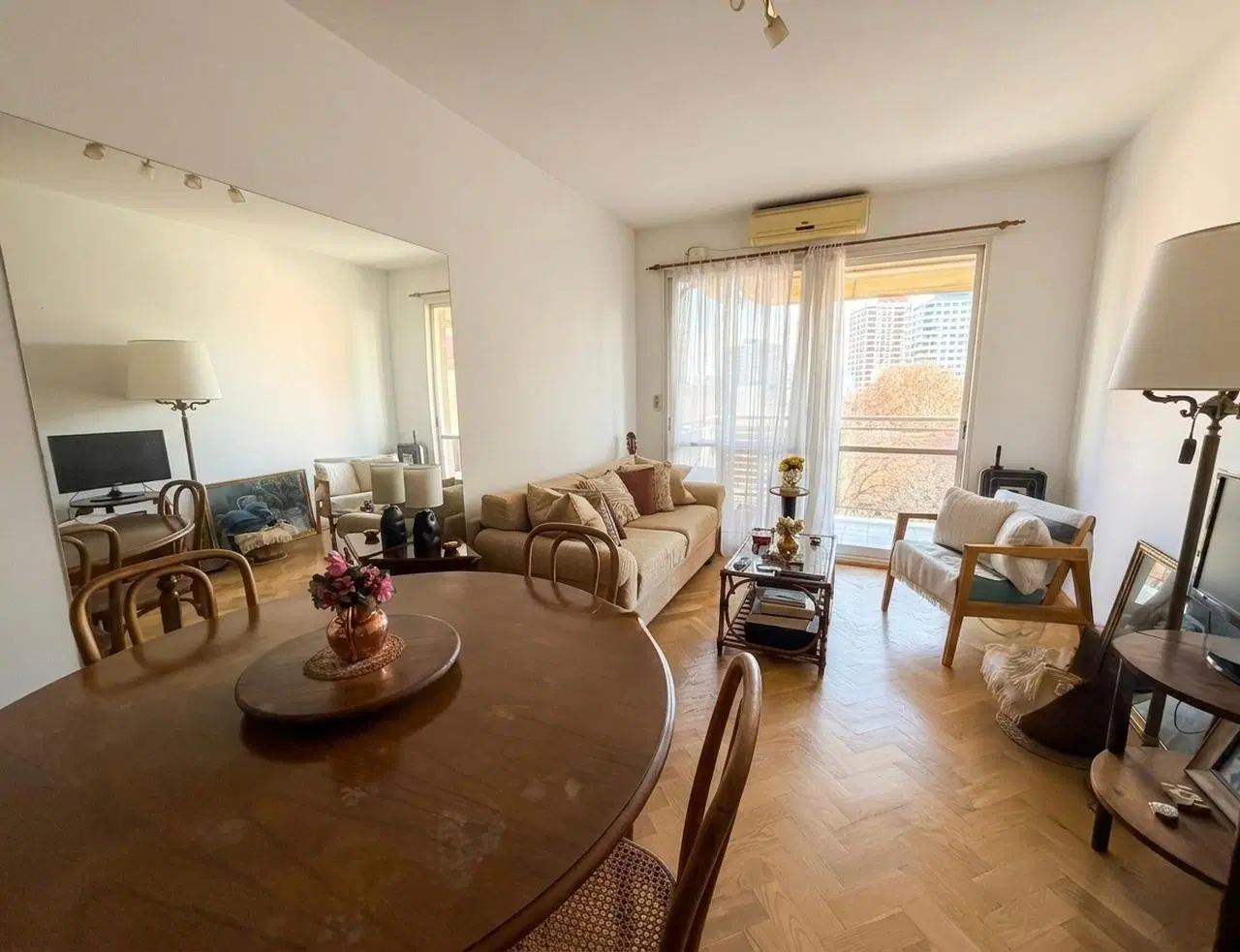 3 Ambientes. Torre en Boedo. Amenities. Seguridad. Cochera opcional no incluida en el precio. 3