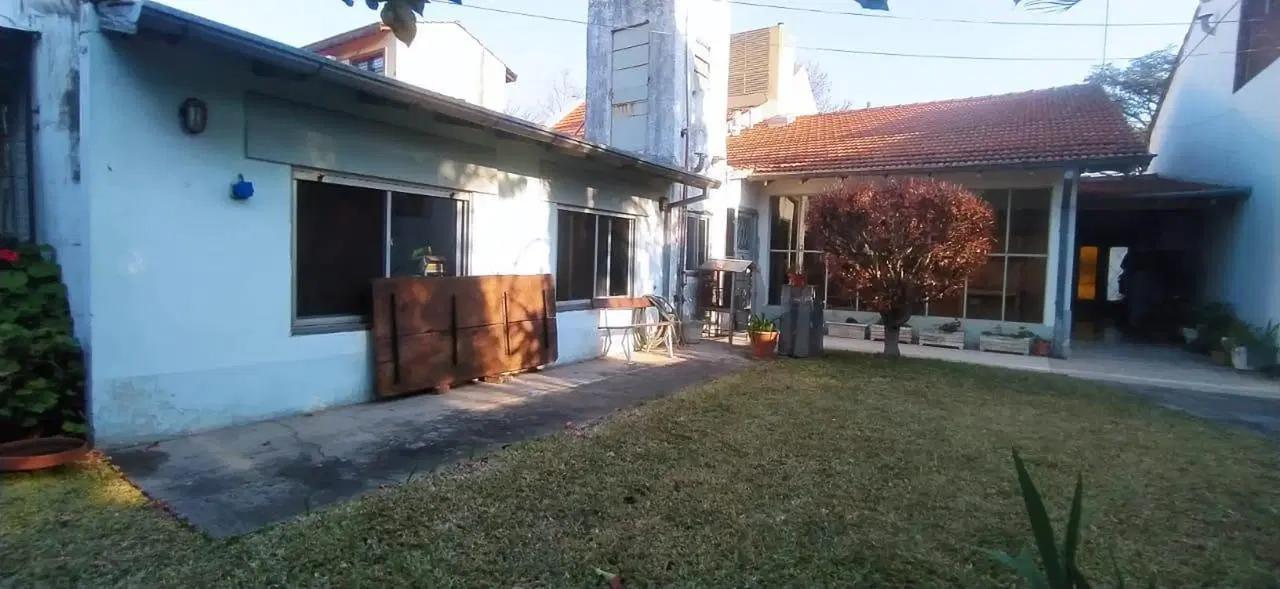 Venta 2 Casas en Block 7 Ambientes APTO CREDITO en Villa Adelina San Isidro 3