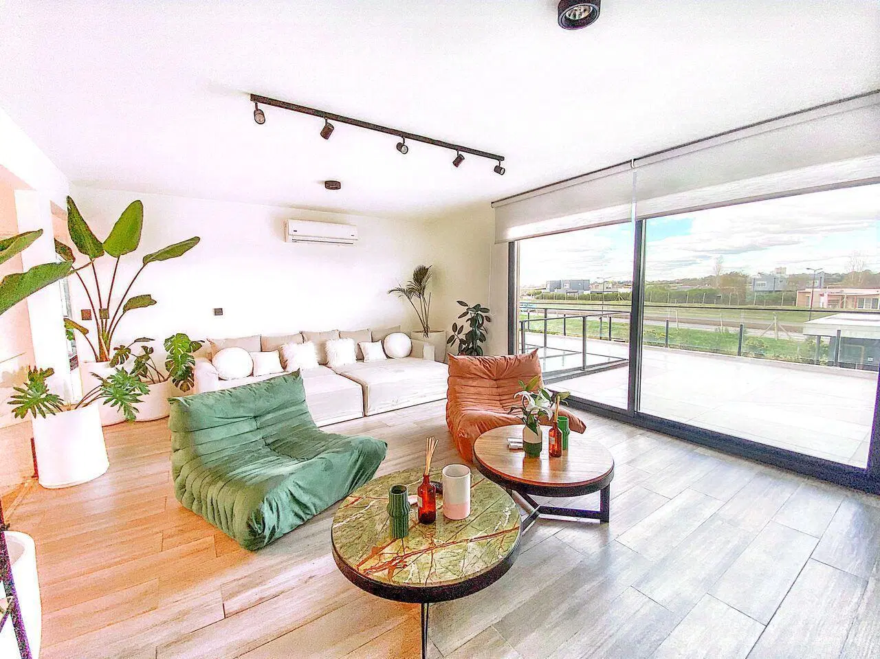 Venta Casa 5 ambientes, San Sebastián, área 7 3