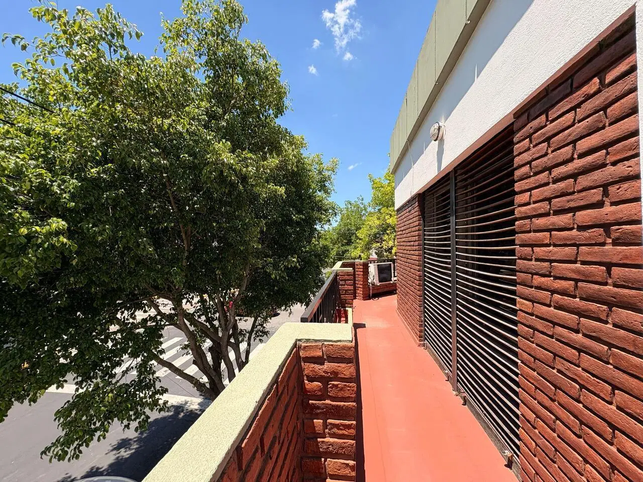 CASA FLORES 5 AMB 2 COCHERAS 4