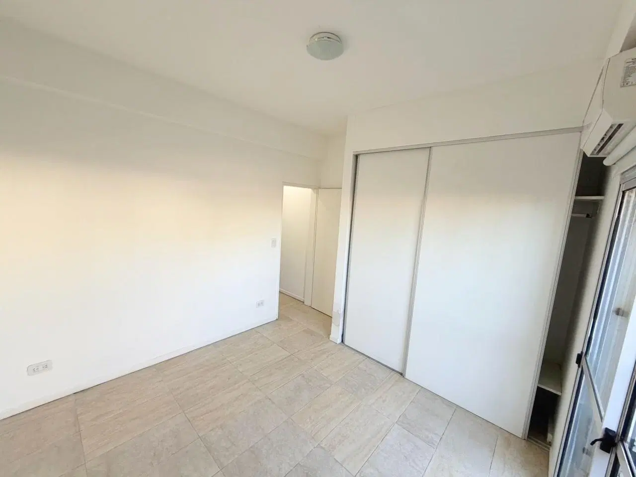 Venta Dúplex 3 Ambientes en Pilar 5