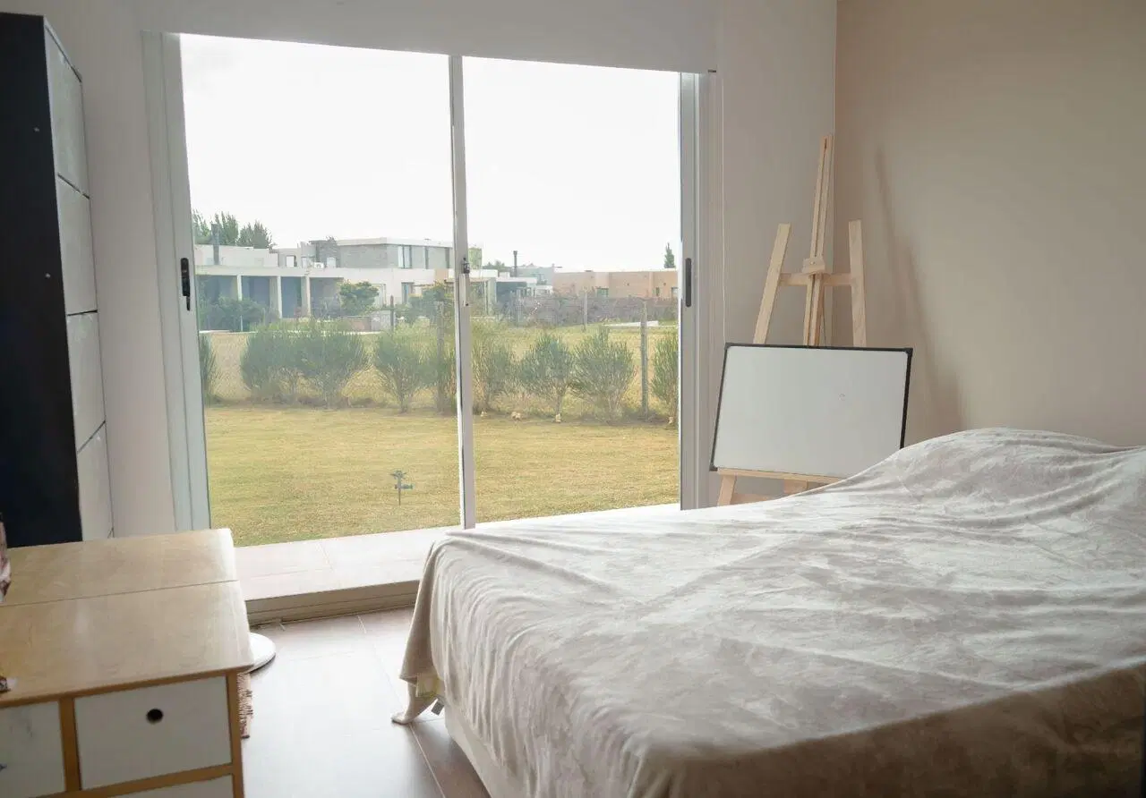 Venta Casa 5 ambientes, San Sebastián, área 5 8