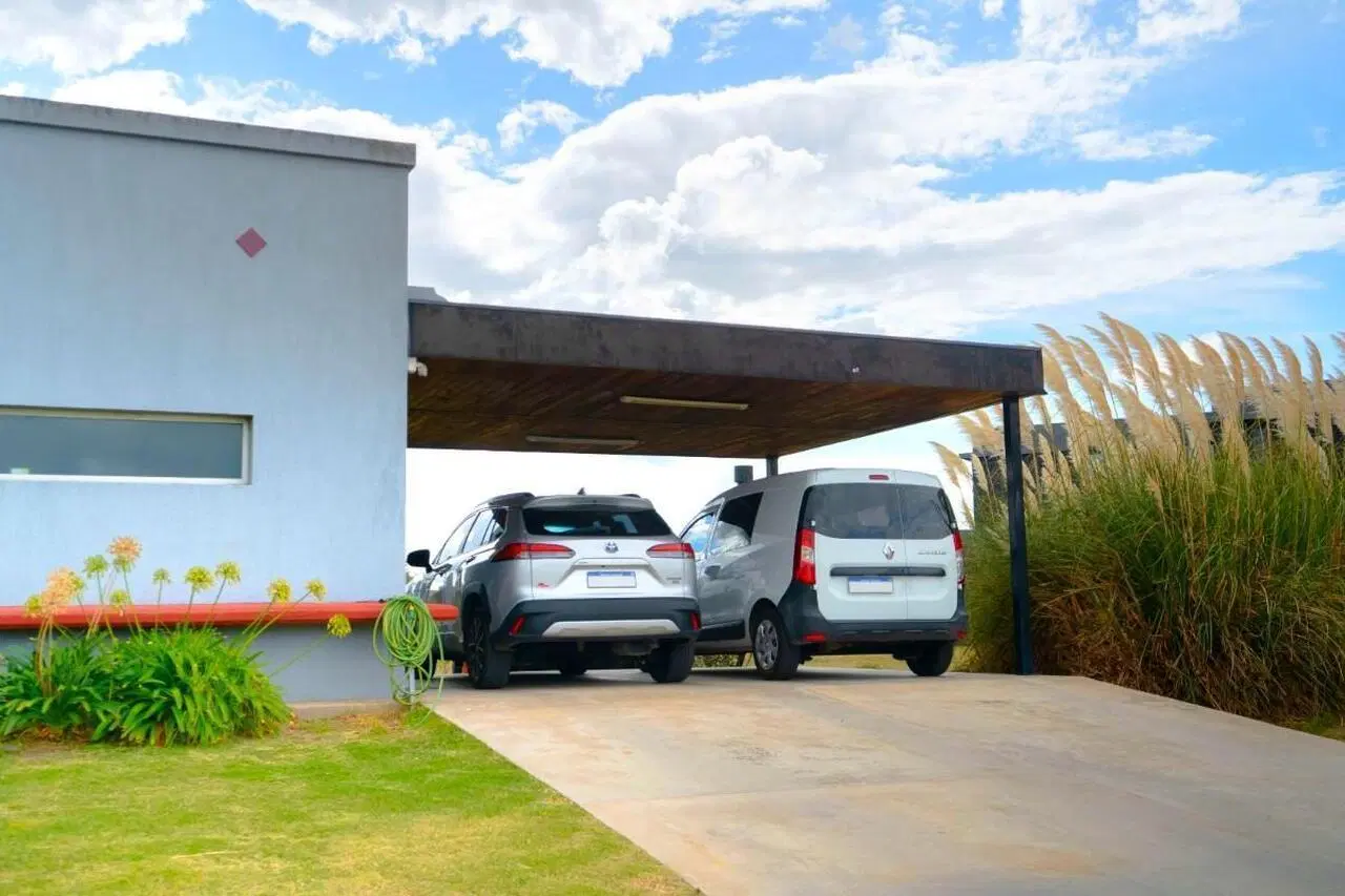 Venta Casa 5 ambientes, San Sebastián, área 5 5