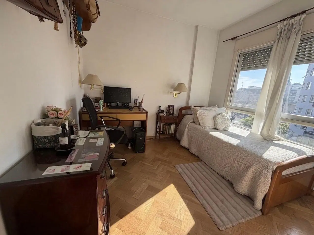 3 Ambientes. Torre en Boedo. Amenities. Seguridad. Cochera opcional no incluida en el precio. 4