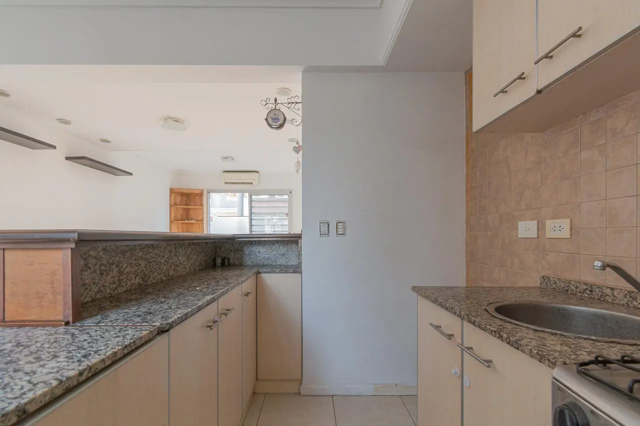 Departamento en venta en La Calabria, San Isidro 3