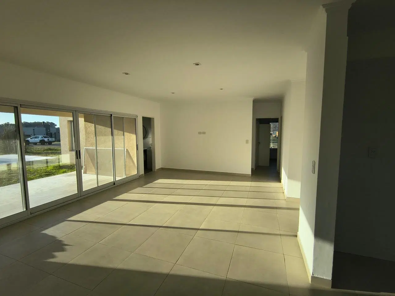 Venta Casa 4 ambientes, San Sebastián, área 13 8
