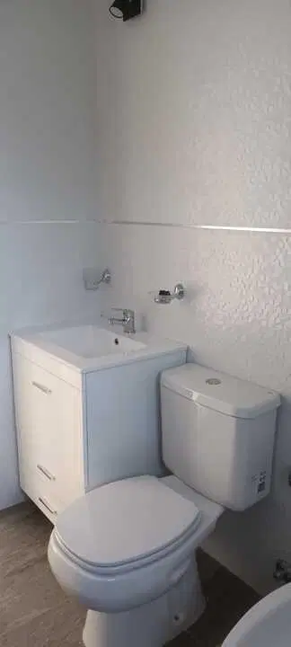 Venta Casa 4 ambientes, San Sebastián, área 13 2