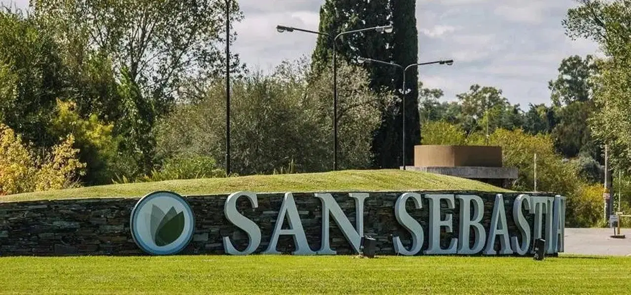 Terreno en venta en San Sebastian 8