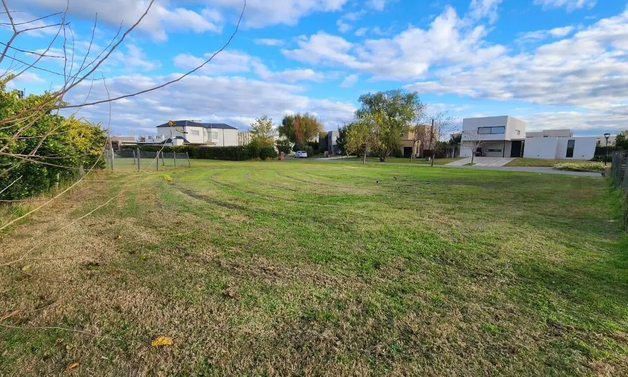 Terreno en venta en el canton norte 3
