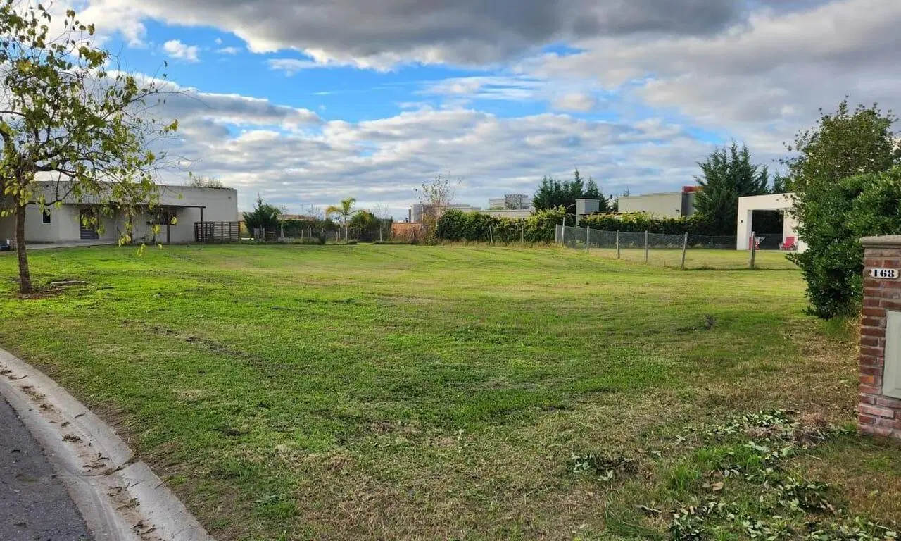 Terreno en venta en el canton norte 7