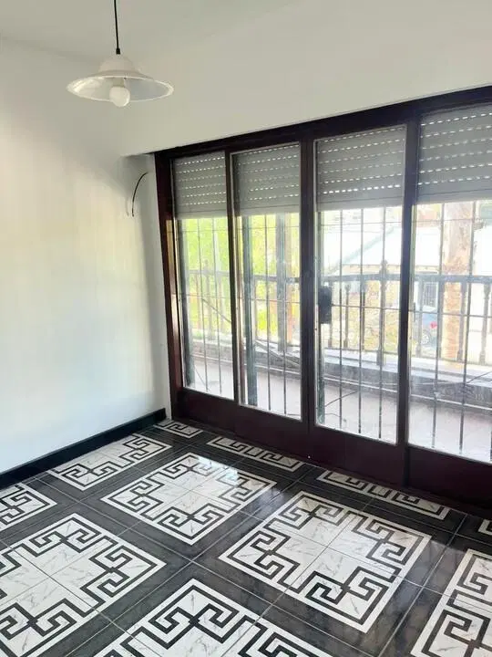 Casa en venta, 4 ambientes en Moreno 1