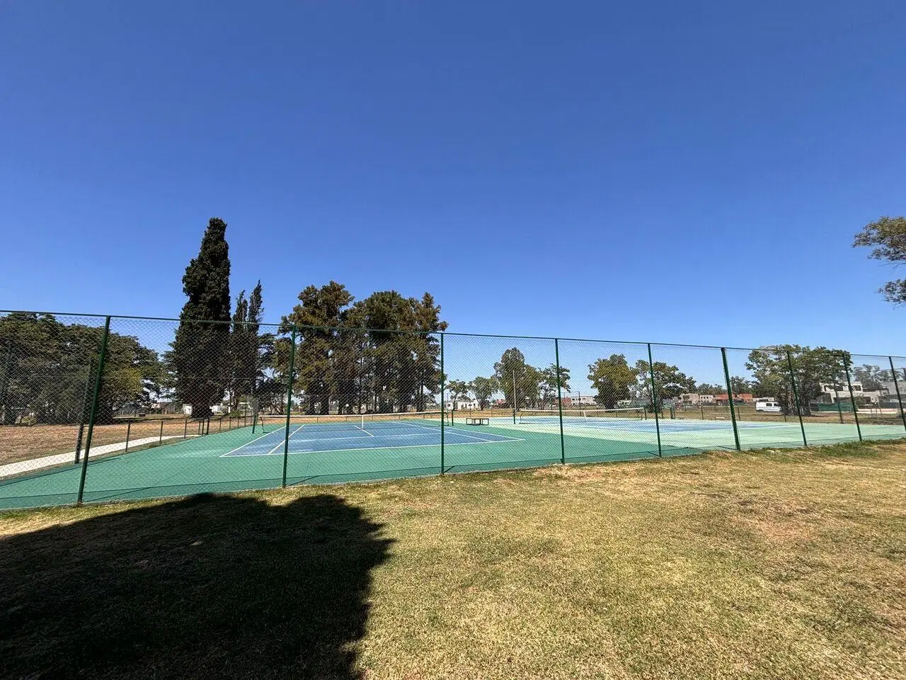 Venta Lote en Barrio Cerrado Santa Sofía de Pilar del Este 3