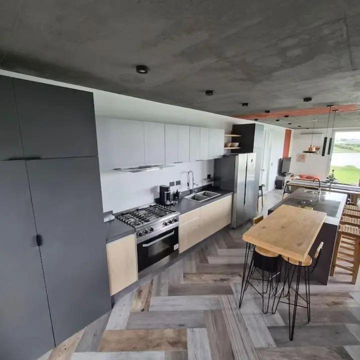 Foto de Alquiler Casa 6 ambientes a la laguna, San Sebastián, área 10, imagen 5