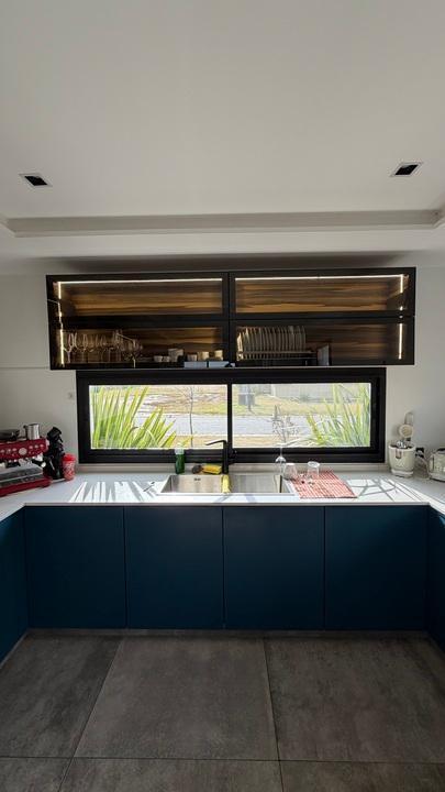 Foto de Exclusiva casa de diseño sobre la laguna | 394 m² | Playroom | Piscina | Domótica | San Sebastián, imagen 2