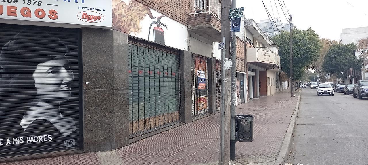 Foto de Venta-Esquina Unica-Villa Ballester, imagen 4