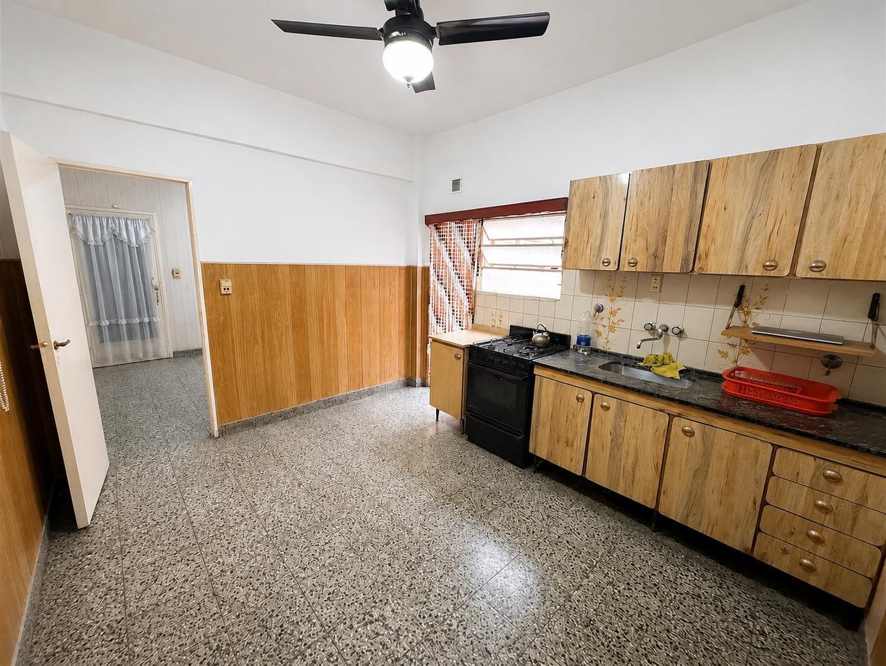 Foto de Venta Departamento 3 ambientes con Cochera en San Justo, imagen 2