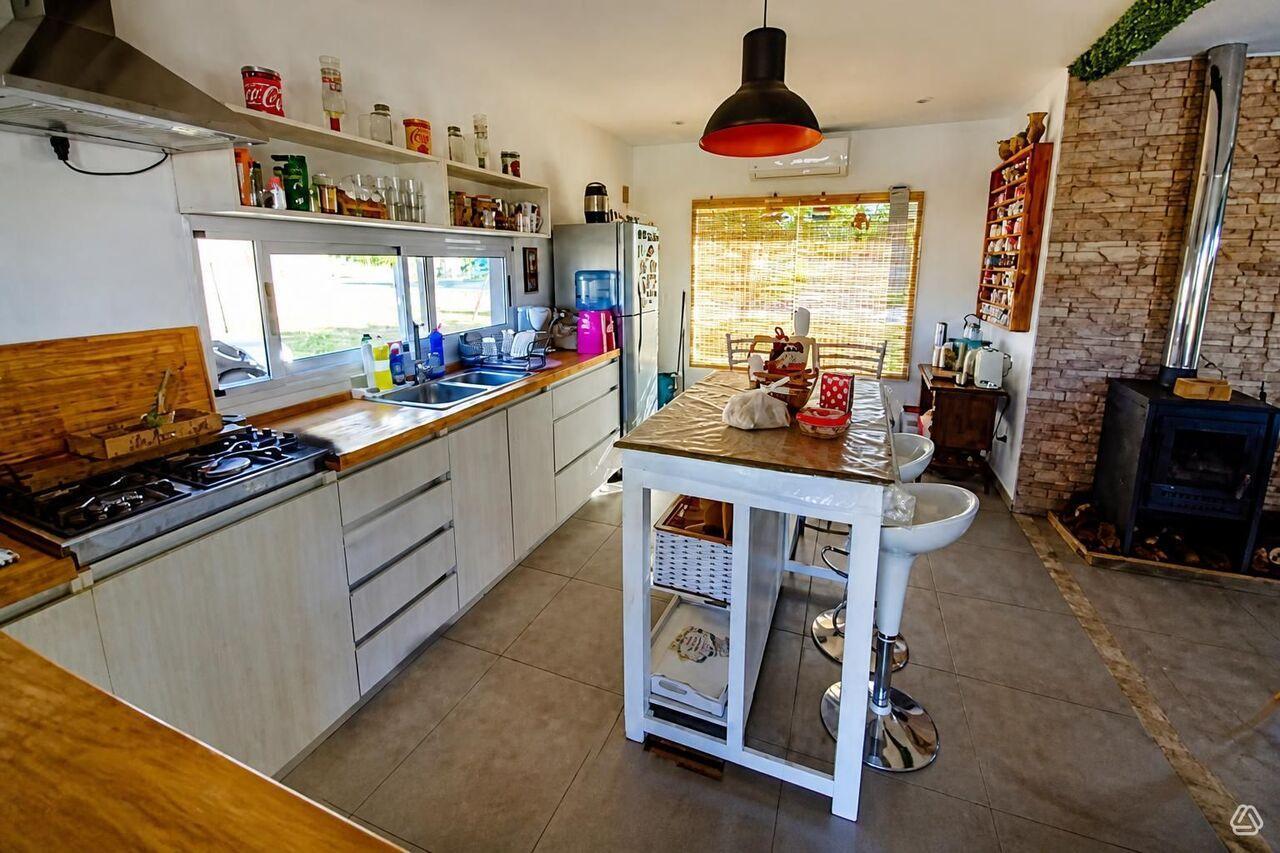 Foto de Alquiler Casa 4 ambientes, San Sebastián, área 1, imagen 2