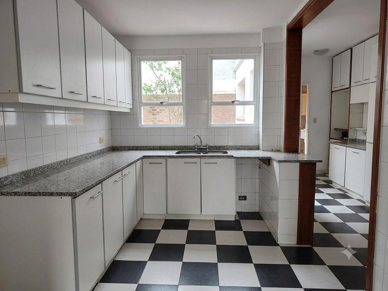 Foto de Venta – 4 ambientes – Piso – Belgrano R – Patio, terraza y 2 cocheras, imagen 4