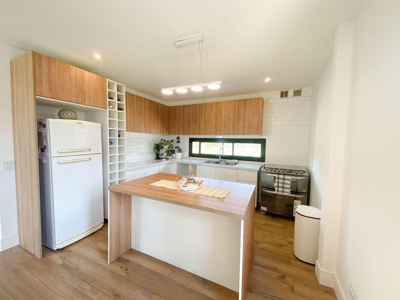 Foto de Venta Casa 4 ambientes, San Sebastián, área 12, imagen 1