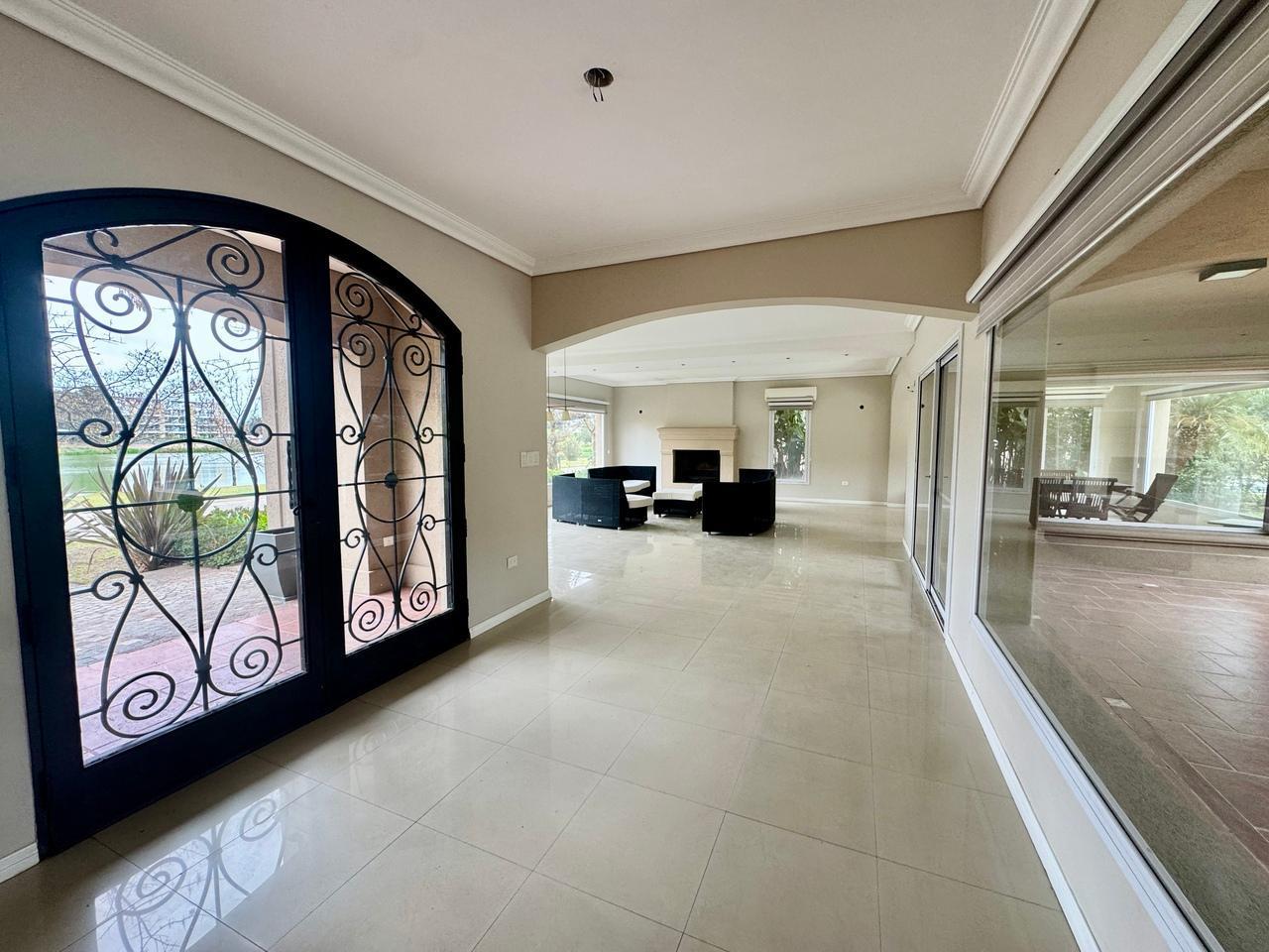 Foto de Venta – Casa – 7 Ambientes – Las Glorietas, Nordelta – Pileta - Jardin -, imagen 1
