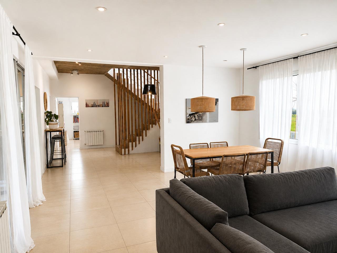 Foto de Venta Casa 6 ambientes, San Sebastián, área 12, imagen 3