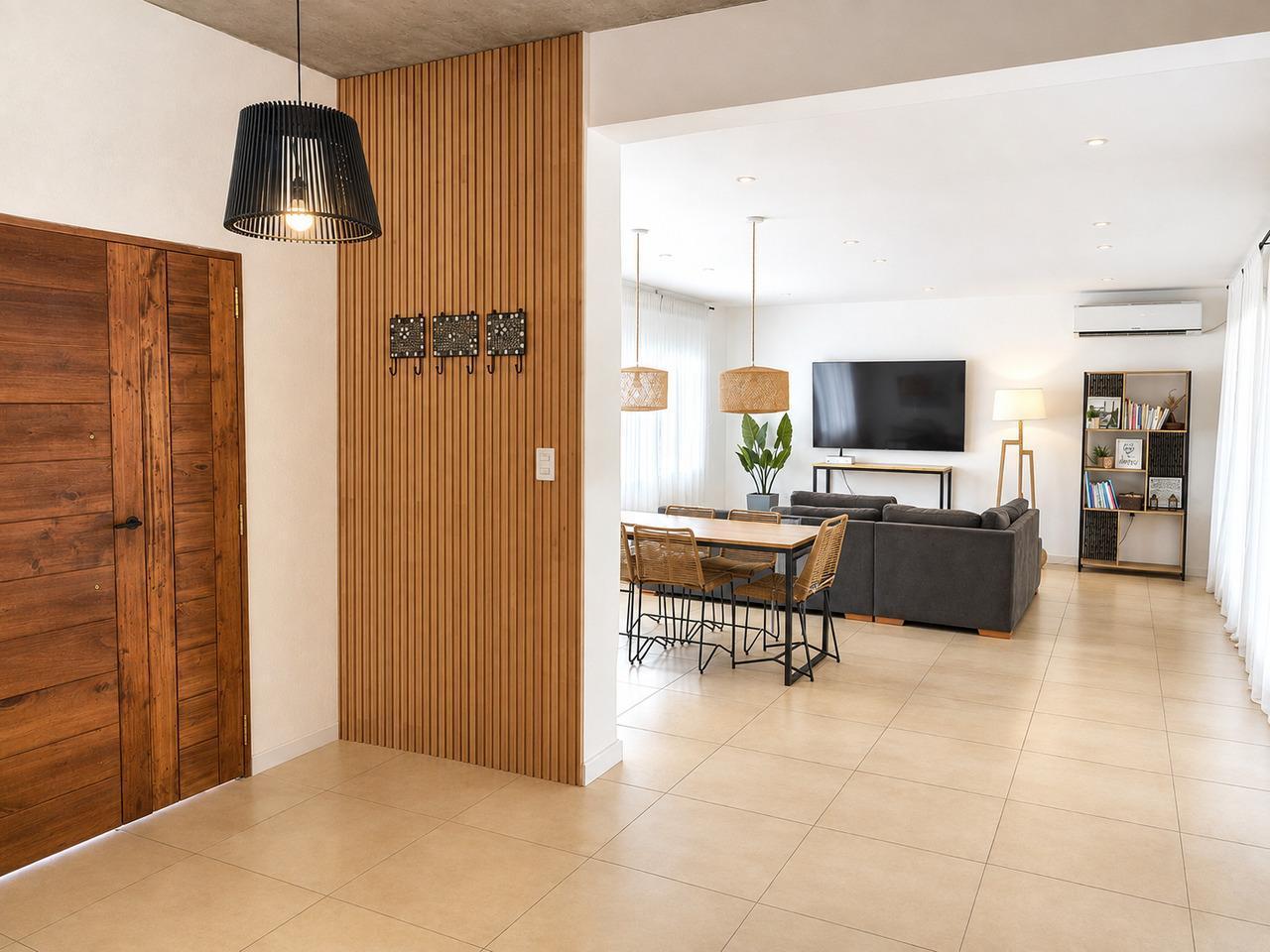 Foto de Venta Casa 6 ambientes, San Sebastián, área 12, imagen 2