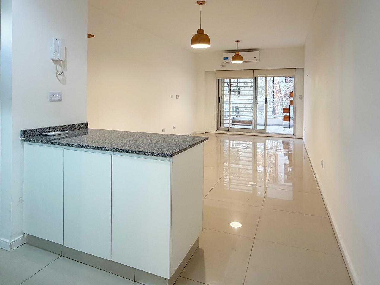 Foto de Departamento en Venta, 2 ambientes con pileta, parrilla y cochera en, imagen 2