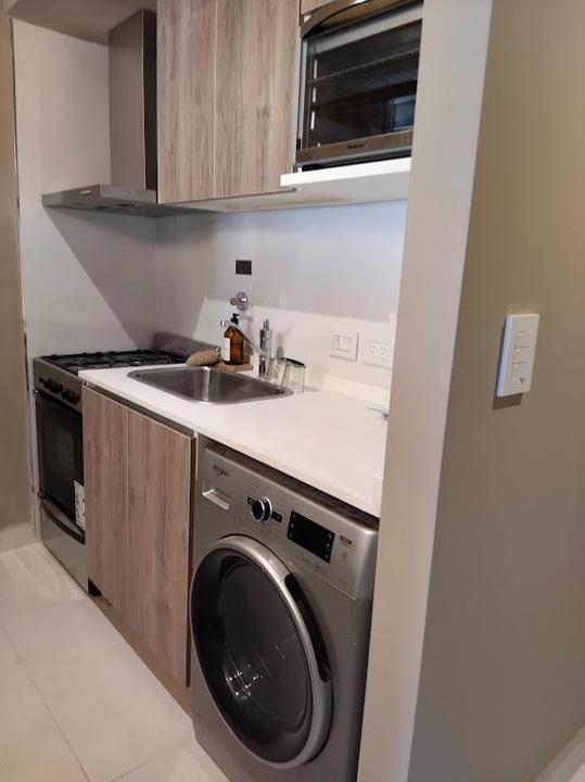 Foto de Alquiler departamento monoambiente con balcón y amenities, imagen 2