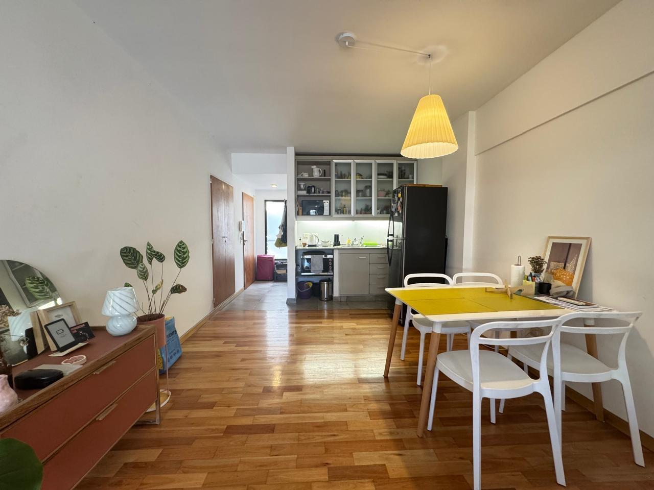 Foto de Alquiler – Monoambiente amoblado – Almagro – Cochera y pileta, imagen 4