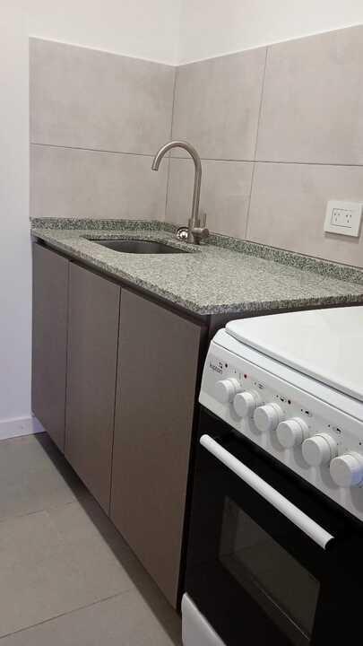 Foto de OPORTUNIDAD! Monoambiente amueblado cerca de Garaham, imagen 5