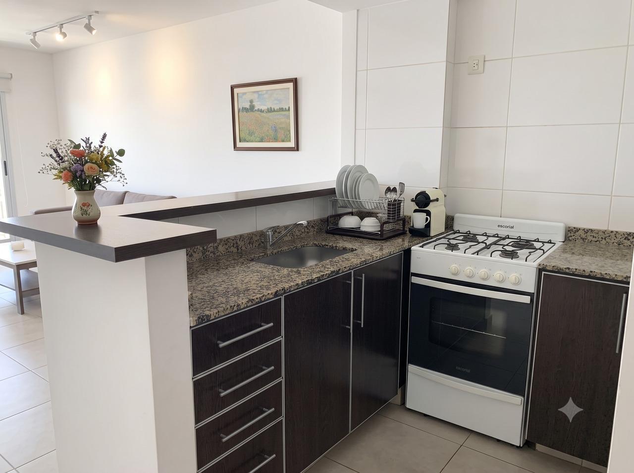 Foto de Venta Monoambiente piso alto GRAN VISTA! - Apto Profesional/Crédito, imagen 5