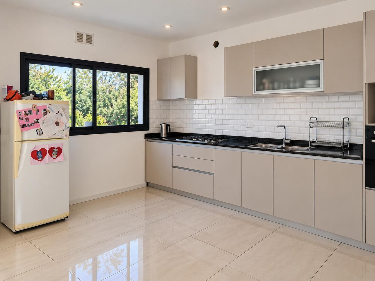Foto de Venta Casa 4 ambientes, San Sebastián, área 12, imagen 5