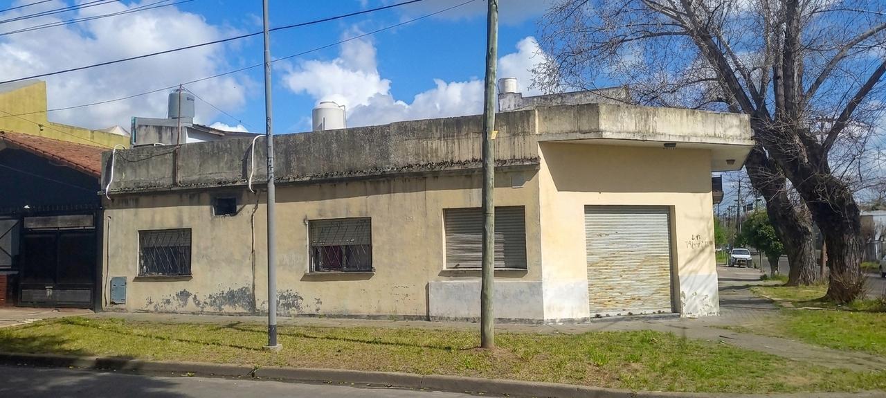 Foto de VENTA CASA 3 AMBIENTES CON LOCAL SAN MARTIN, imagen 1