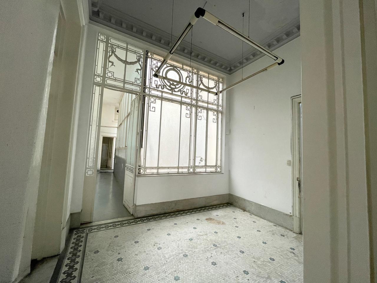 Foto de VENTA| DEPARTAMENTO 6 AMBIENTES | ESTILO FRANCÉS | MICROCENTRO, imagen 1