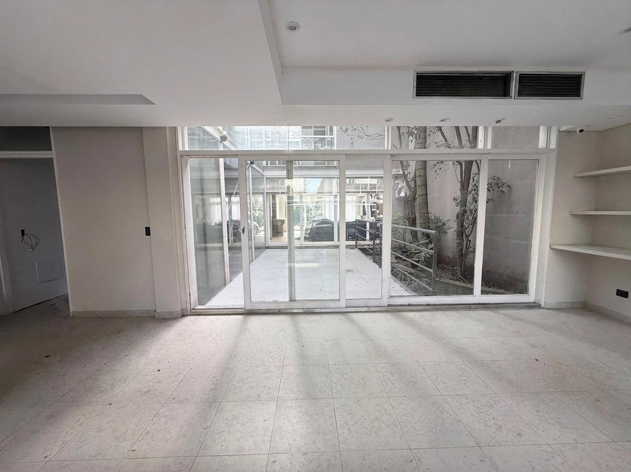 Foto de Venta – 7 ambientes – Casa – Belgrano – 551 m² cubiertos con parque, imagen 2