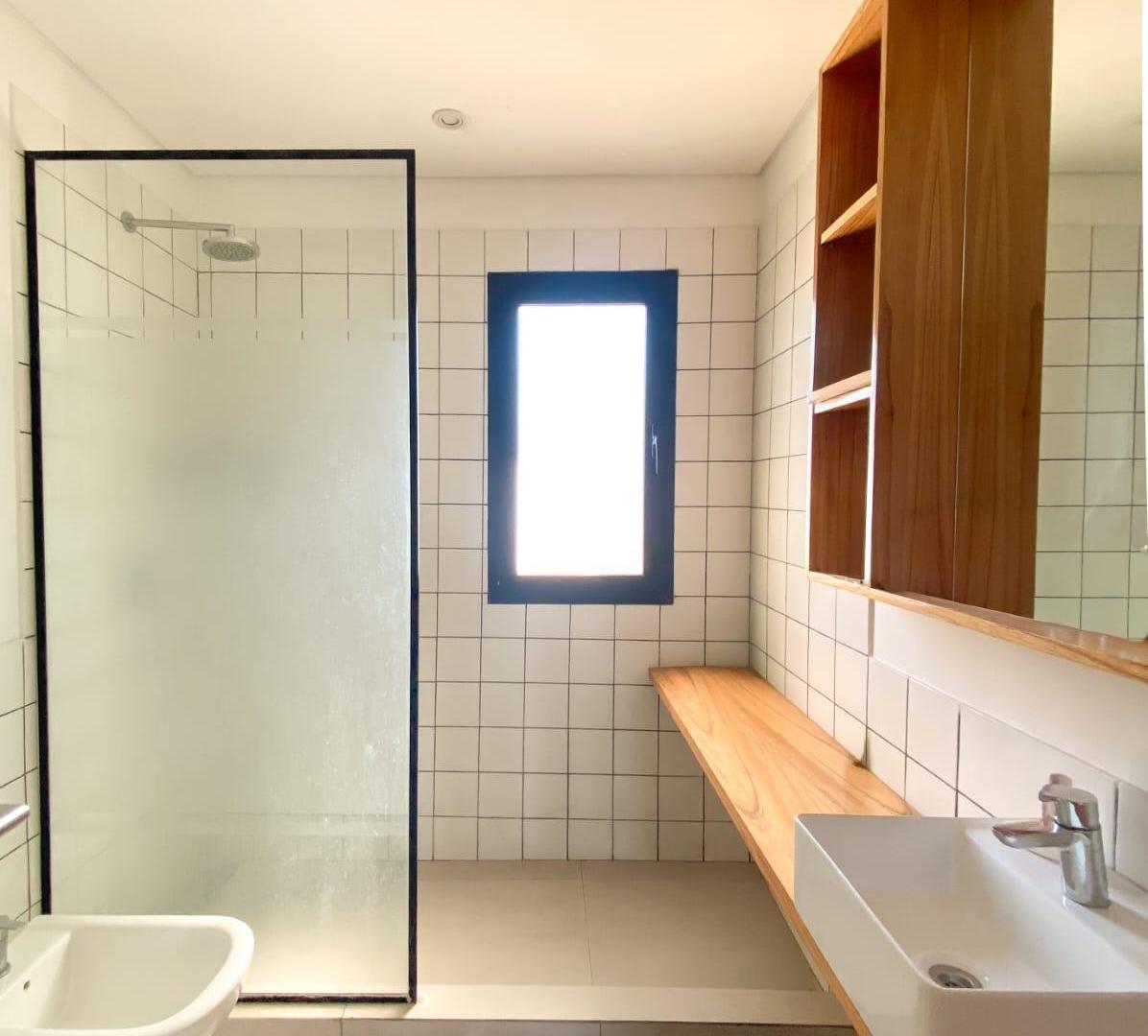 Foto de Venta Casa 5 ambientes, San Sebastian, área 6 Laguna, imagen 3