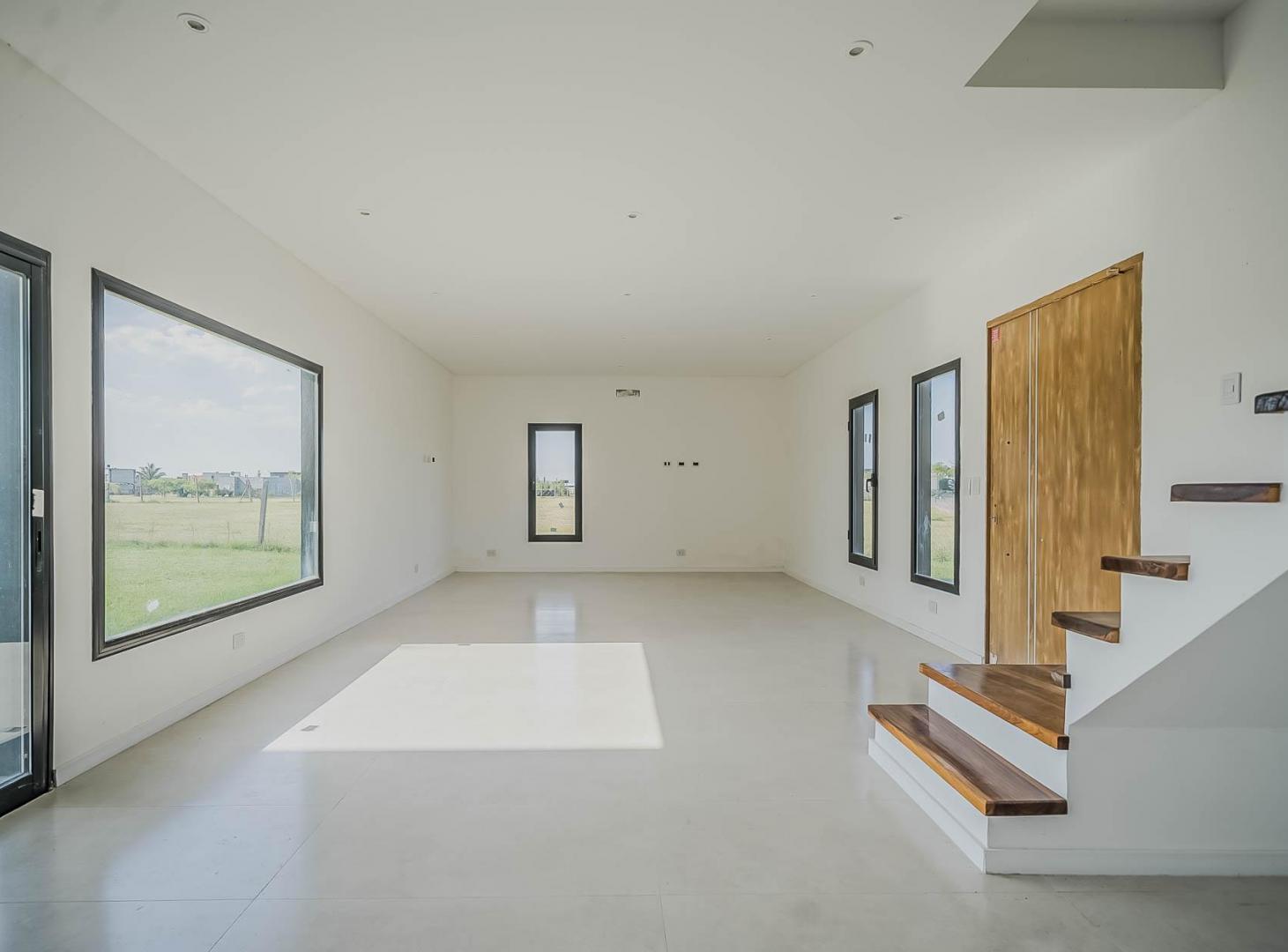 Foto de Alquiler Casa 4 ambientes, San Sebastián, área 11, imagen 2