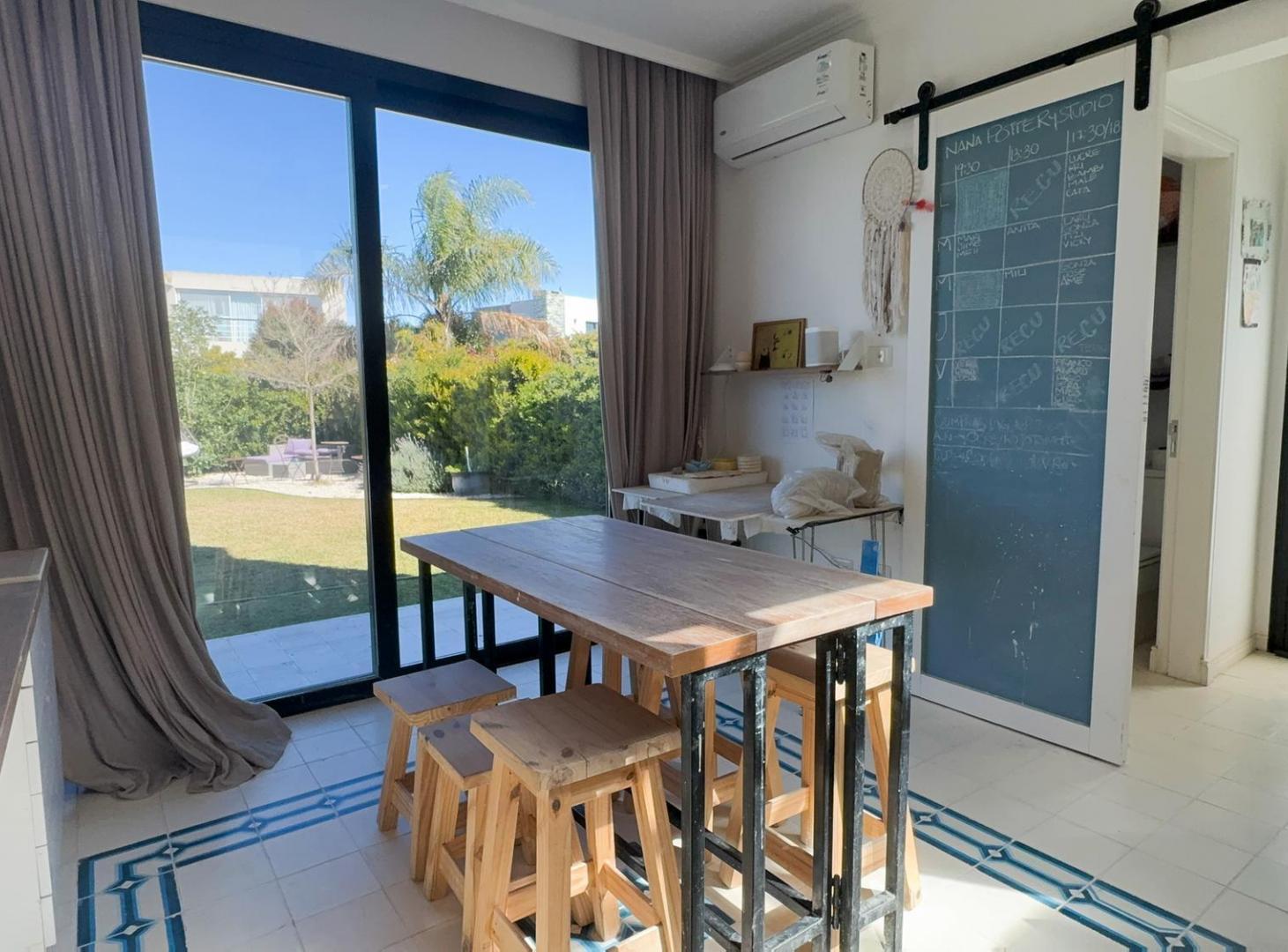 Foto de VENTA CASA 6 AMBIENTES CON PISCINA EN HARAS SANTA MARIA ESCOBAR, imagen 5