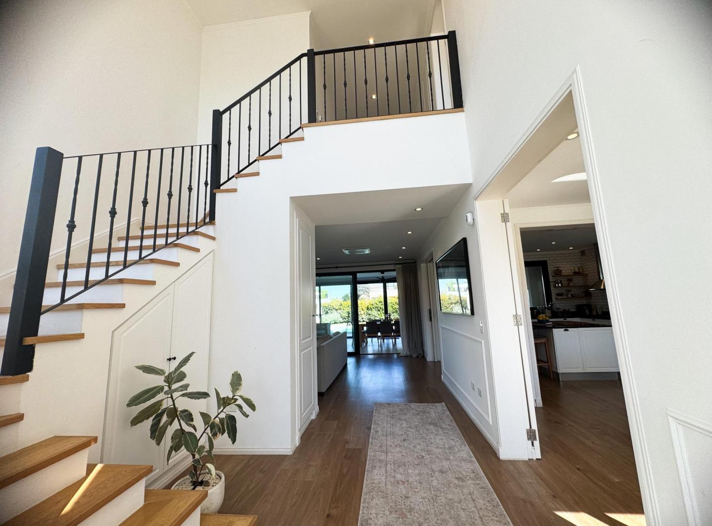 Foto de VENTA CASA 6 AMBIENTES CON PISCINA EN HARAS SANTA MARIA ESCOBAR, imagen 3