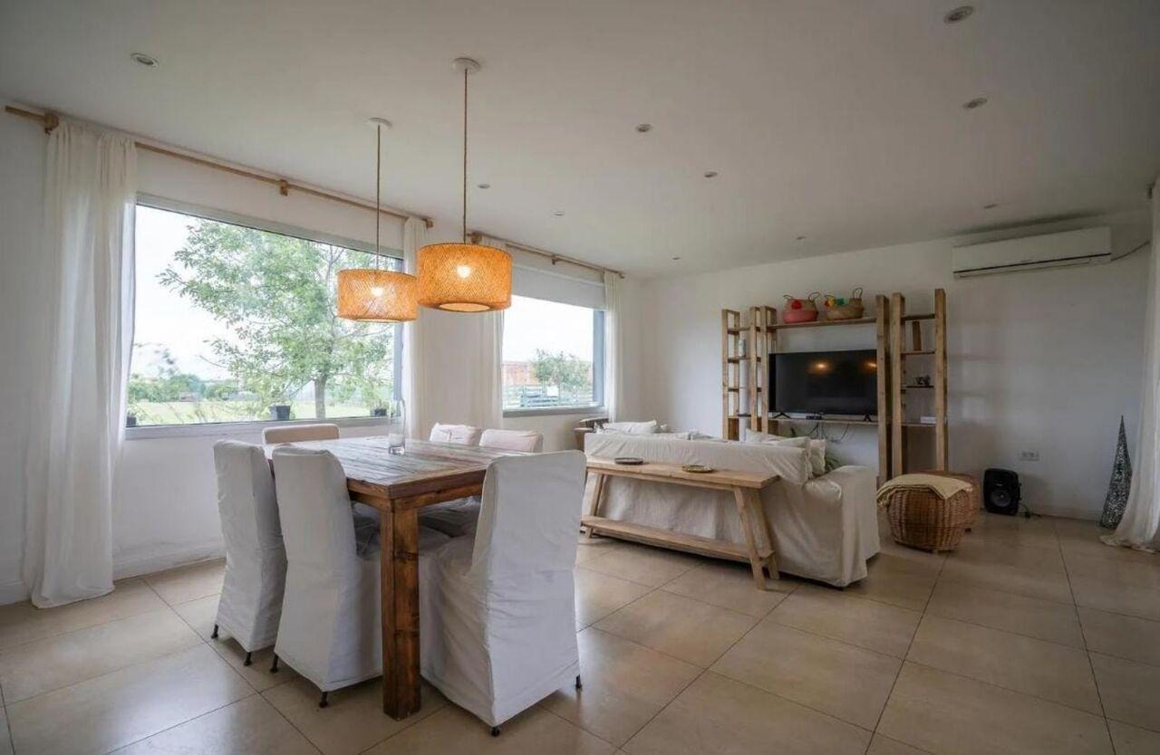 Foto de Venta Casa de 6 ambientes en San Sebastián, área 12, imagen 4