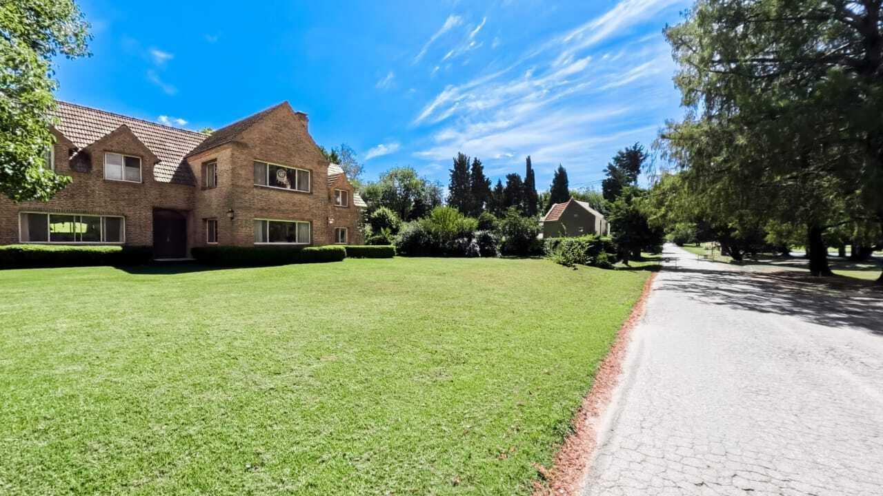 Foto de Casa en Venta 8 Ambientes en Club de Golf Argentino, imagen 4
