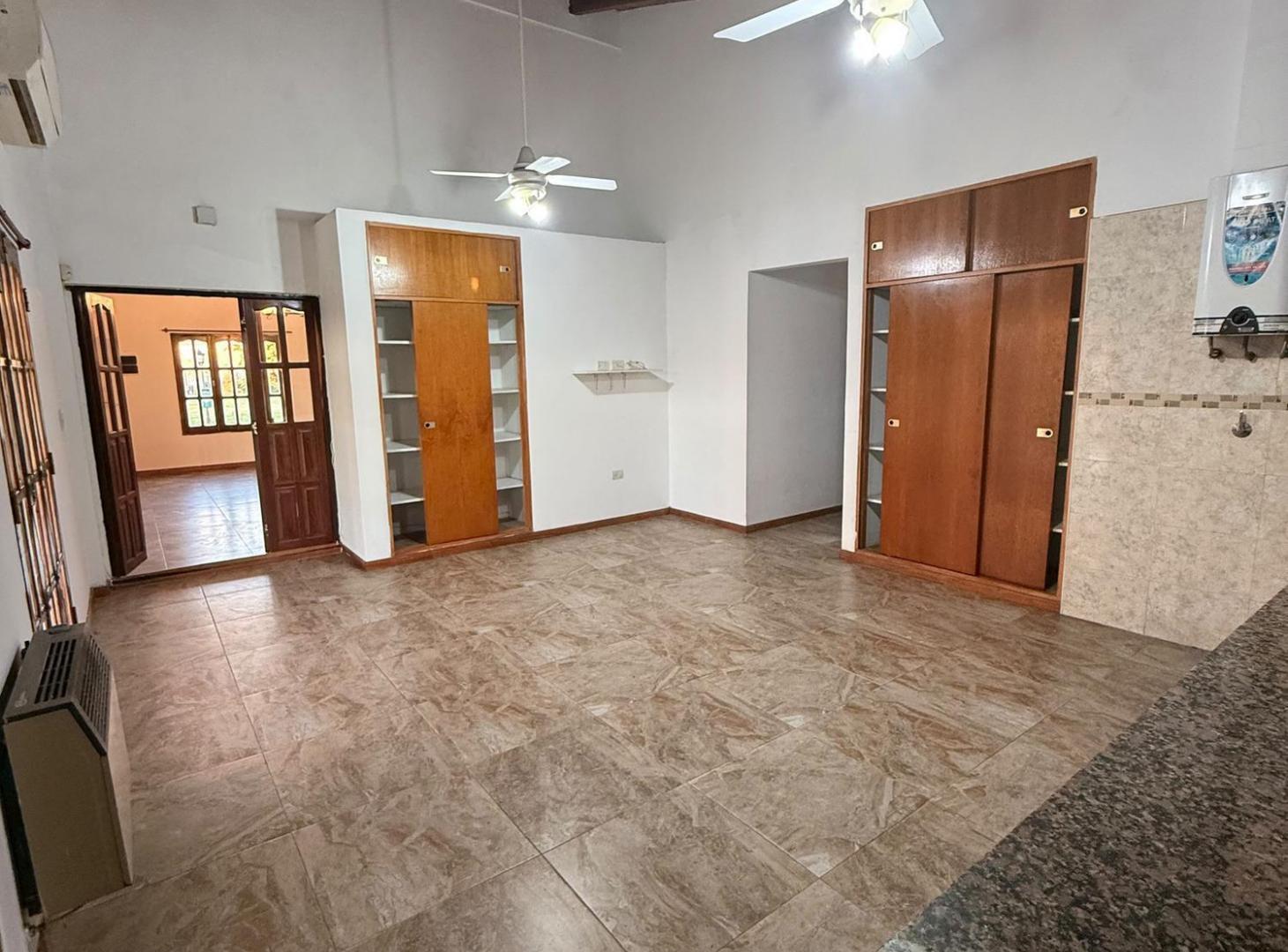 Foto de Alquiler Casa 4 ambientes, San Sebastián, área 1, imagen 5
