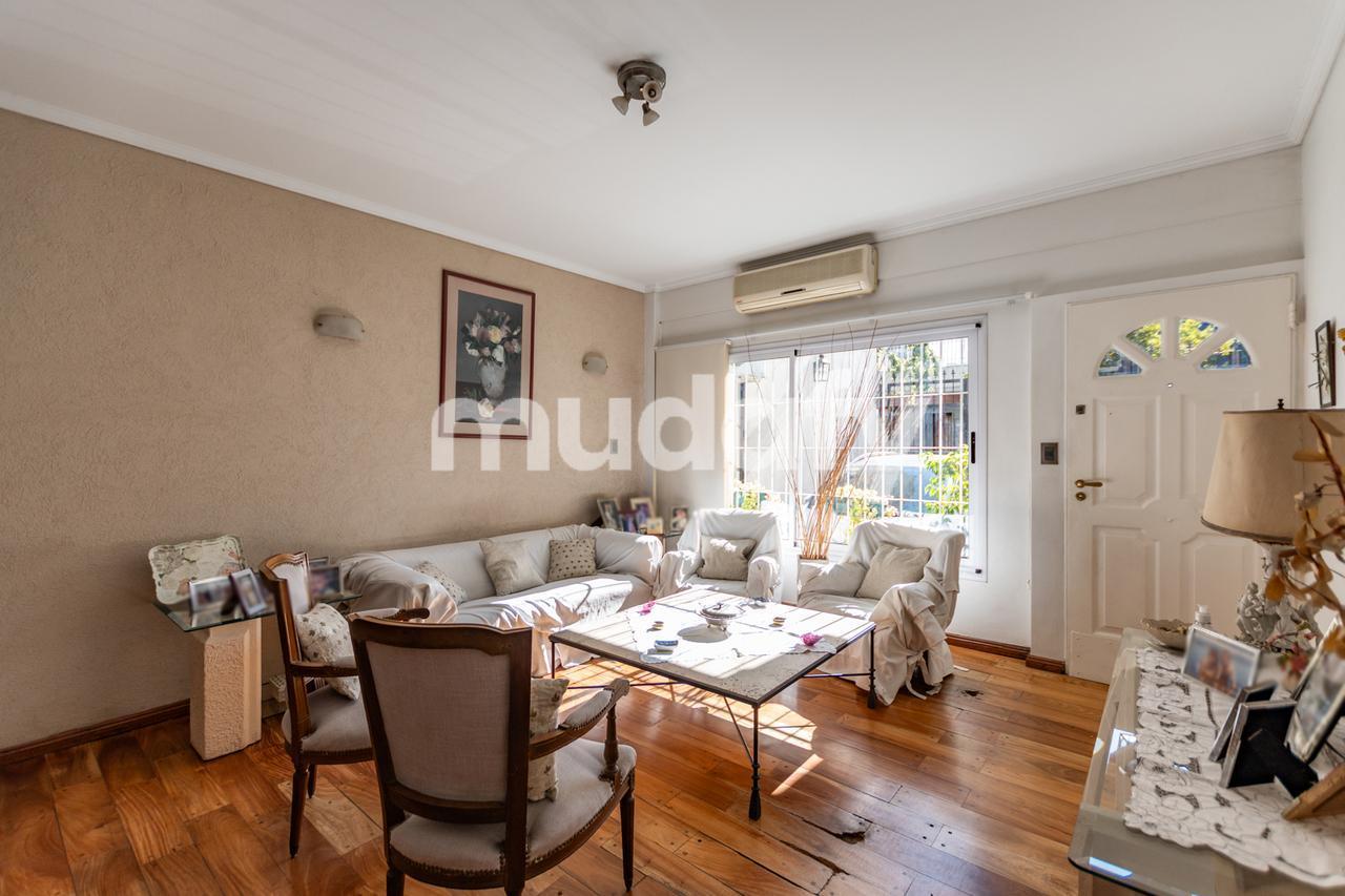 Foto de Venta Casa lote propio - Cinco ambientes y cochera - Flores ARANGUREN, imagen 2