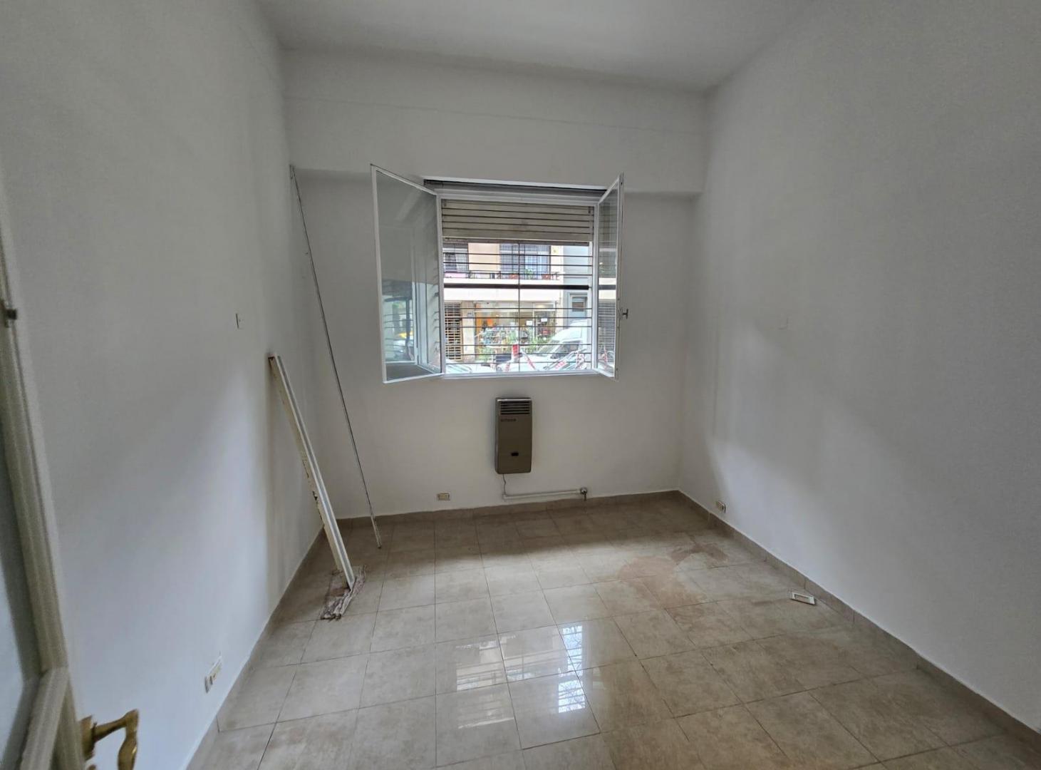 Foto de Oficina Comercial en Alquiler 5 Ambientes en Colegiales (copia), imagen 4