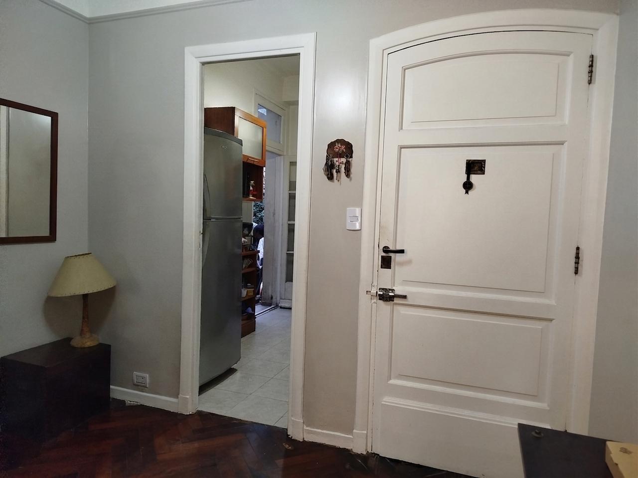 Foto de Departamento en Venta en Colegiales, Tres Ambientes PB Con Patio, imagen 4