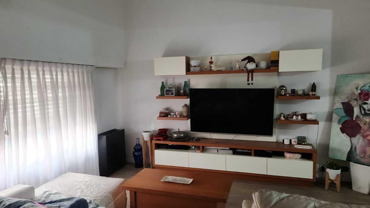 Foto de Importante Casa de 2 Plantas a Reciclar SAAVEDRA, imagen 5